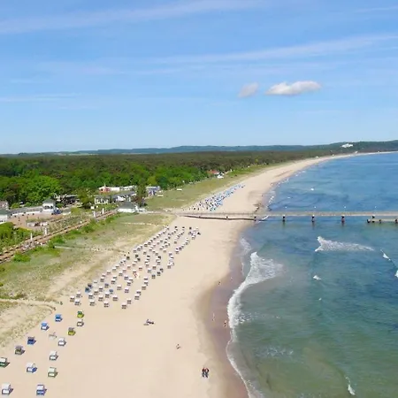 Balkon, gratis Nutzung vom AHOI Erlebnisbad und Sauna in Sellin - Villa Karola FeWo 12
