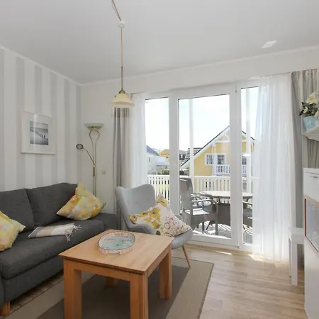 Balkon, gratis Nutzung vom AHOI Erlebnisbad und Sauna in Sellin - Villa Karola FeWo 12 *