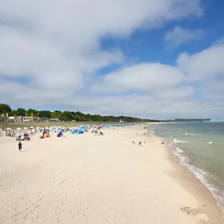 Apartment Balkon, gratis Nutzung vom AHOI Erlebnisbad und Sauna in Sellin - Villa Karola FeWo 12 *